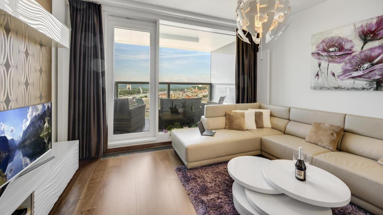 Apartament Panorama - Sunset And Castle View, 22Nd Floor, Garage, Ac Bratysława Zewnętrze zdjęcie